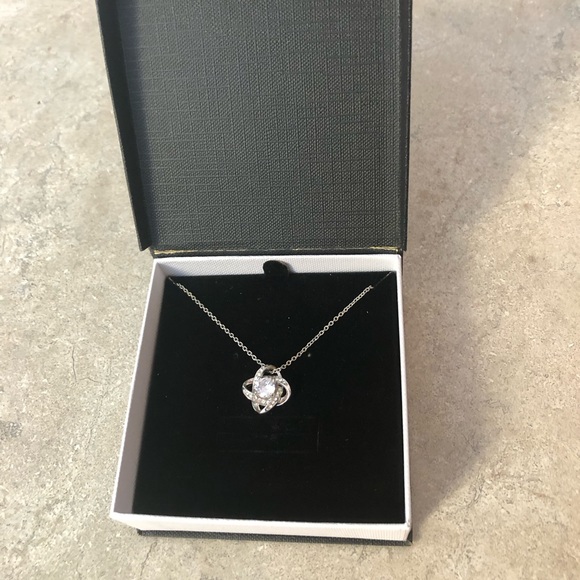 Crystal Pendant & Necklace - Picture 1 of 7